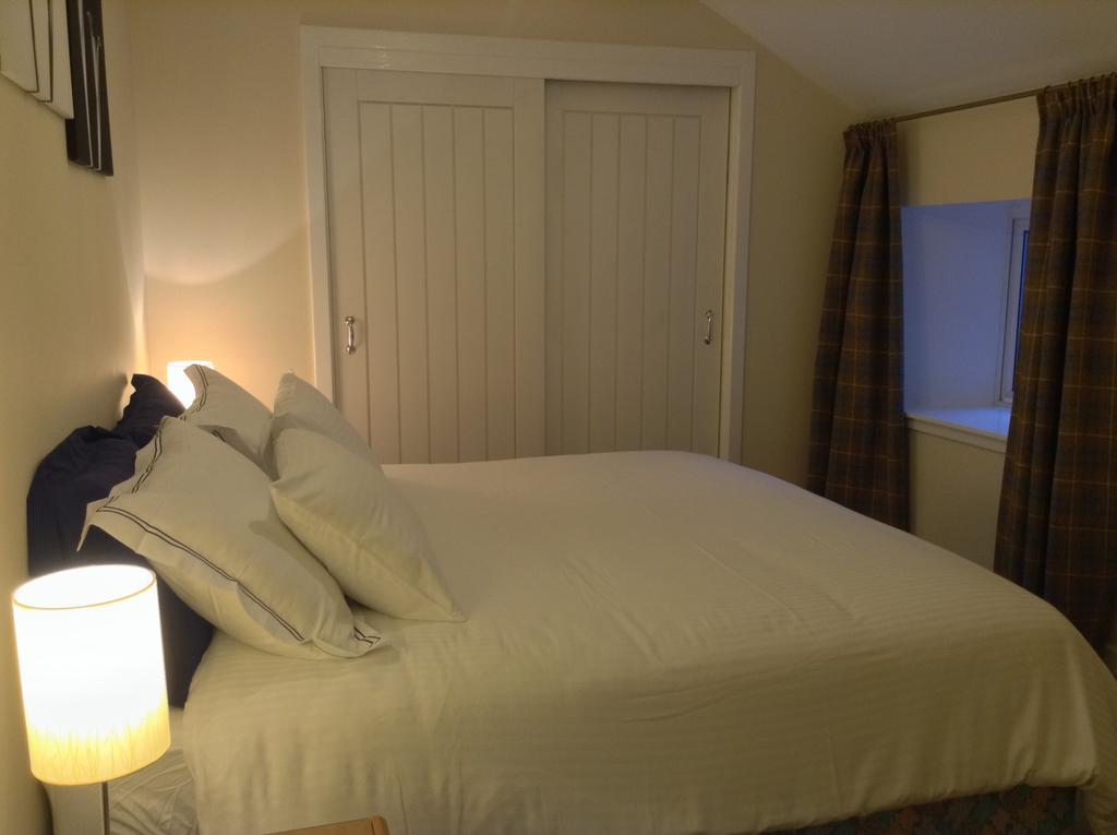Dower House Newtonmore B&B Екстер'єр фото